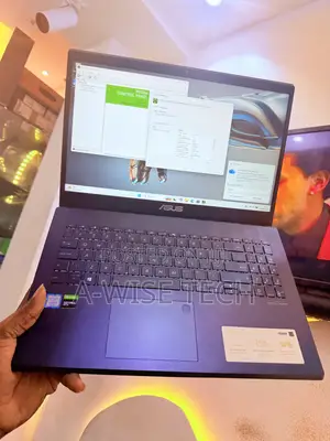 Laptop Asus VivoBook X540SA 12GB Intel Core i5 SSD 512GB