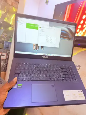 Laptop Asus VivoBook X540SA 12GB Intel Core i5 SSD 512GB
