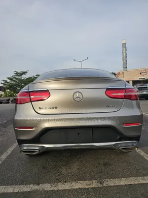 Mercedes-Benz C300 Base C300 AWD 4MATIC Coupe 2019 Gold