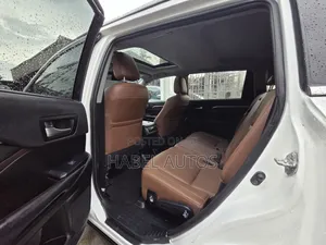 Toyota Highlander Limited 2019 White