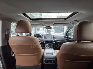 Toyota Highlander Limited 2019 White