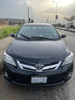 Toyota Corolla XLE 4dr Sedan (1.8L 4cyl 4A) 2010 Black