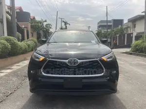 Toyota Highlander Limited 2021 Black