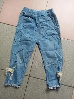 Stock Jeans