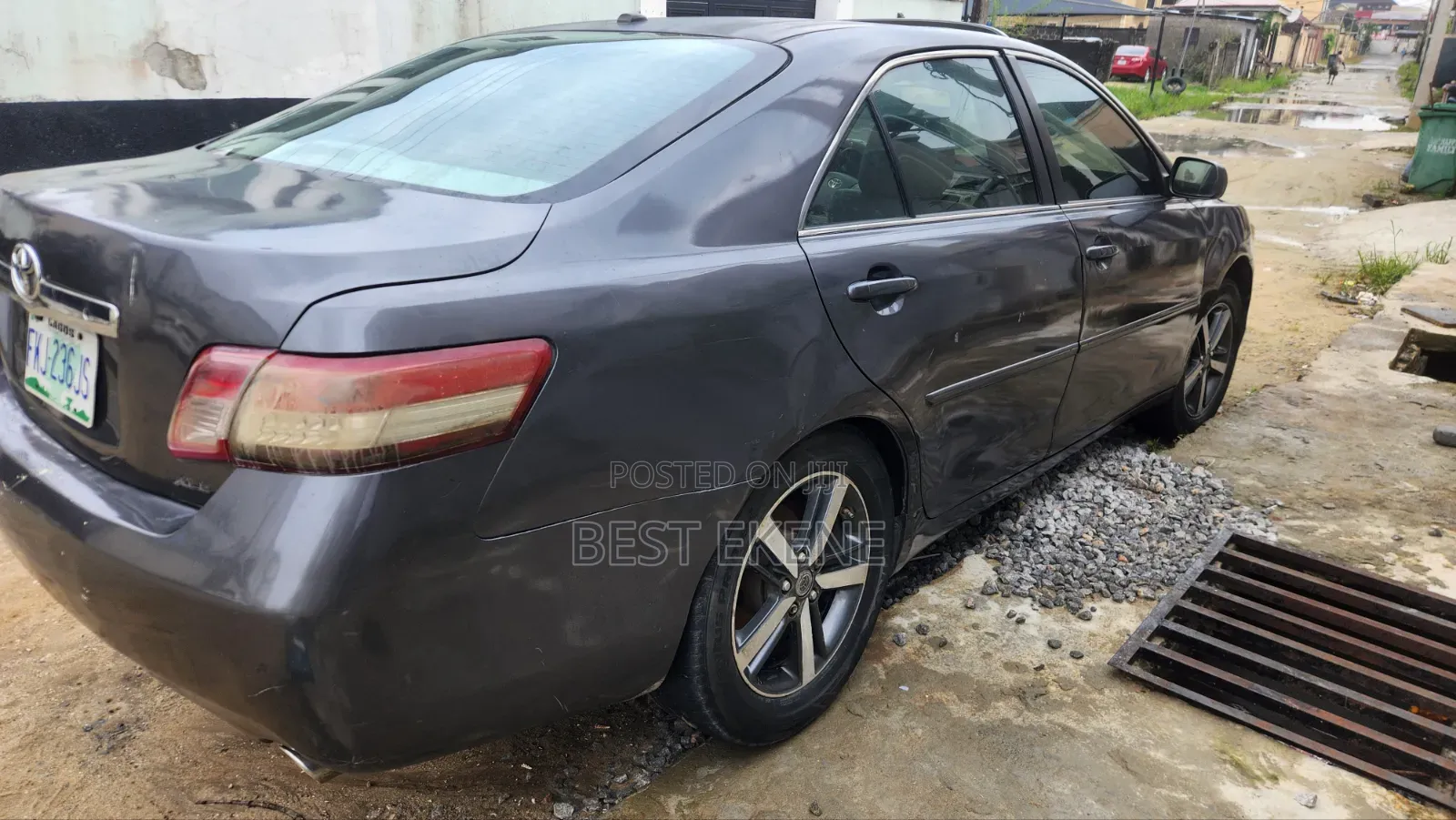 Toyota Camry XLE V6 4dr Sedan (3.5L 6cyl 6A) 2011 Blue