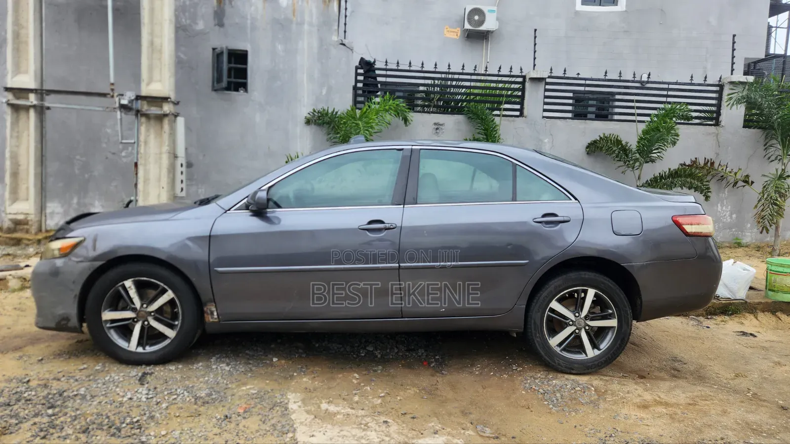 Toyota Camry XLE V6 4dr Sedan (3.5L 6cyl 6A) 2011 Blue