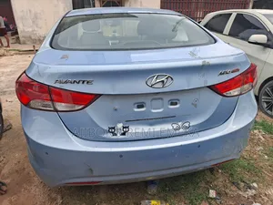 Hyundai Avante 2012 Blue