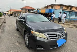 Toyota Camry 2010 Gray