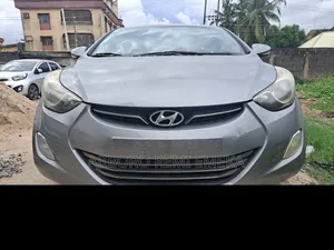 Hyundai Avante 2012 Beige