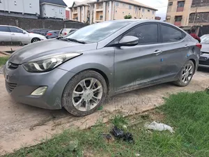Hyundai Avante 2012 Beige