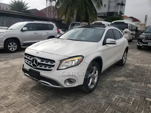 Mercedes-Benz GLA-Class 2019 White
