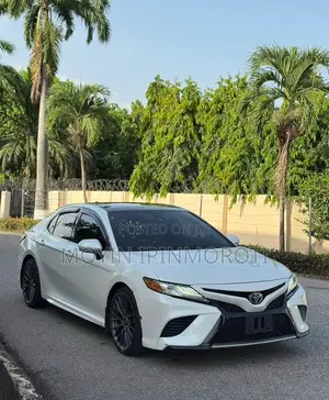Toyota Camry 2020 White