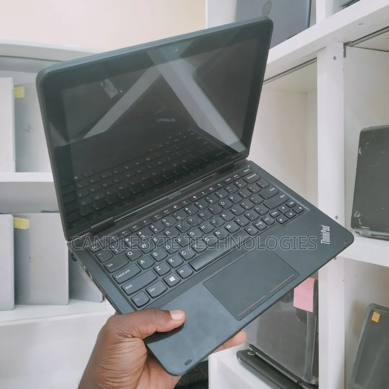 Laptop Lenovo ThinkPad 11e 4GB Intel Pentium SSD 128GB