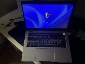 Laptop Dell Latitude 5320 16GB Intel Core i5 SSD 256GB