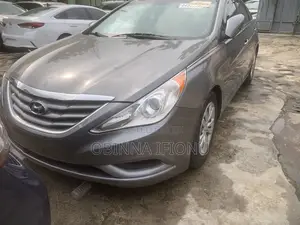 Hyundai Sonata 2011 Gray