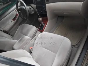 Toyota Corolla 2006 Gold