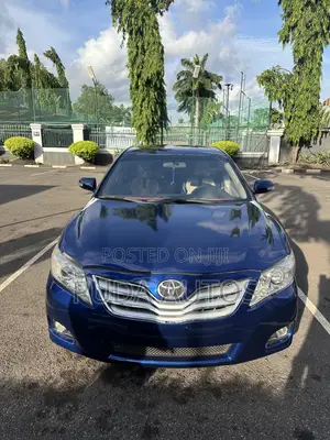 Toyota Camry LE 4dr Sedan (2.5L 4cyl 6AM) 2010 Blue