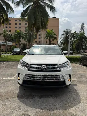 Toyota Highlander Limited Platinum 4dr SUV AWD (3.5L 6cyl 6A) 2015