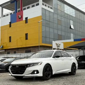 Honda Accord 2019 White