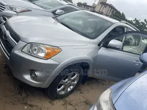 Toyota RAV4 2.5 Limited 2012 Silver