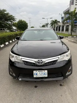 Toyota Camry LE 4dr Sedan (2.5L 4cyl 6A) 2013 Black