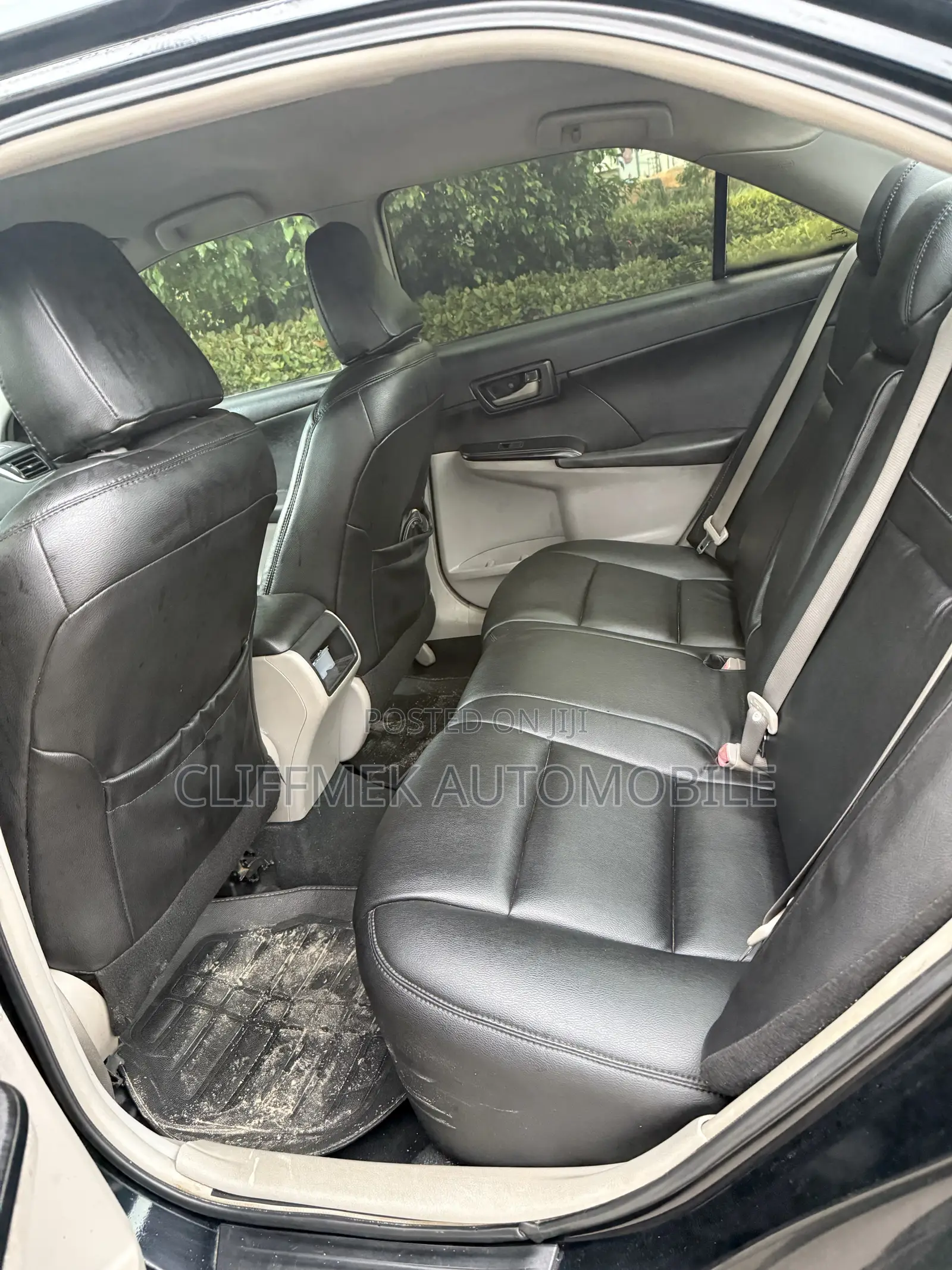 Toyota Camry LE 4dr Sedan (2.5L 4cyl 6A) 2013 Black