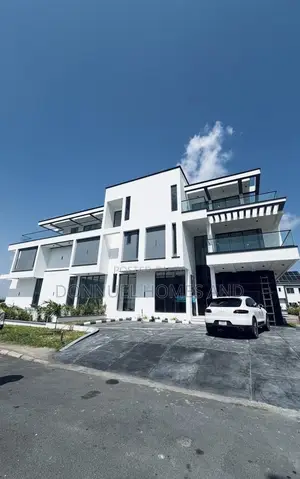 5bdrm Mansion in Ikate for sale