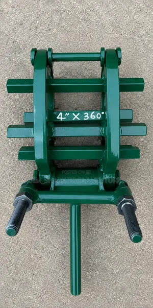 4-Inch Green Pipe Clamp Designed for Securing Pipes
