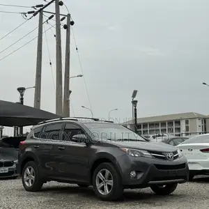 Toyota RAV4 2015 Gray