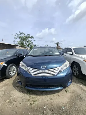 Toyota Sienna XLE 7 Passenger 2011 Blue