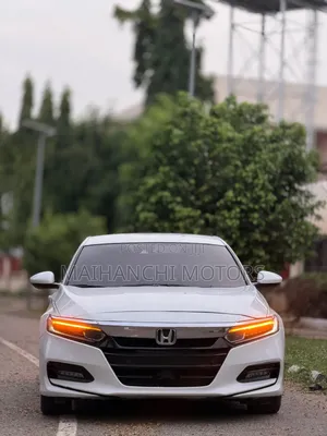 Honda Accord Sport (1.5L 4cyl Turbo CVT) 2019 White