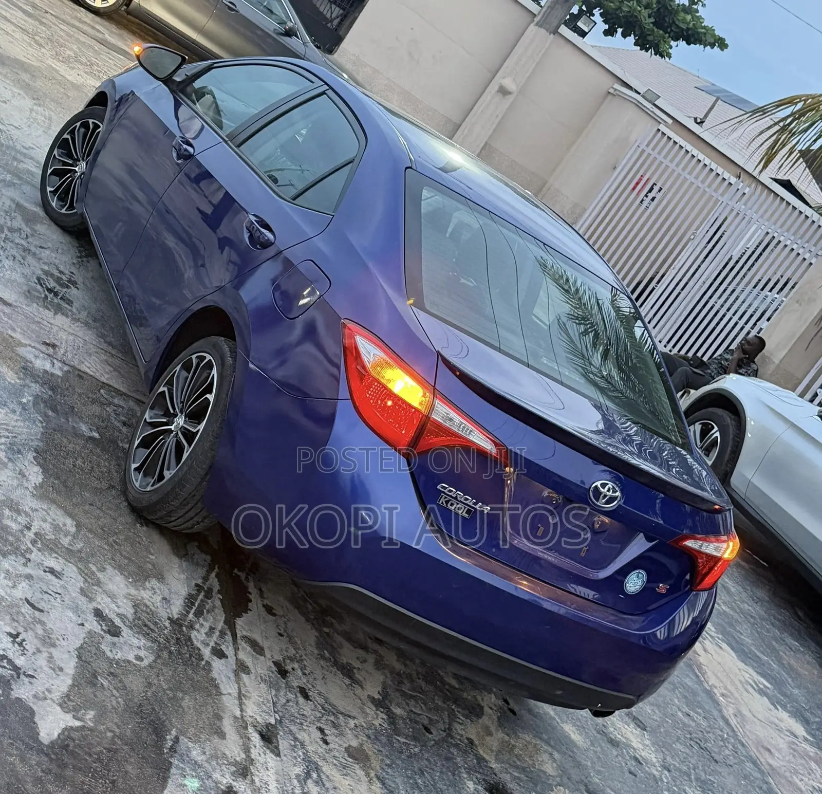 Toyota Corolla 2015 Blue