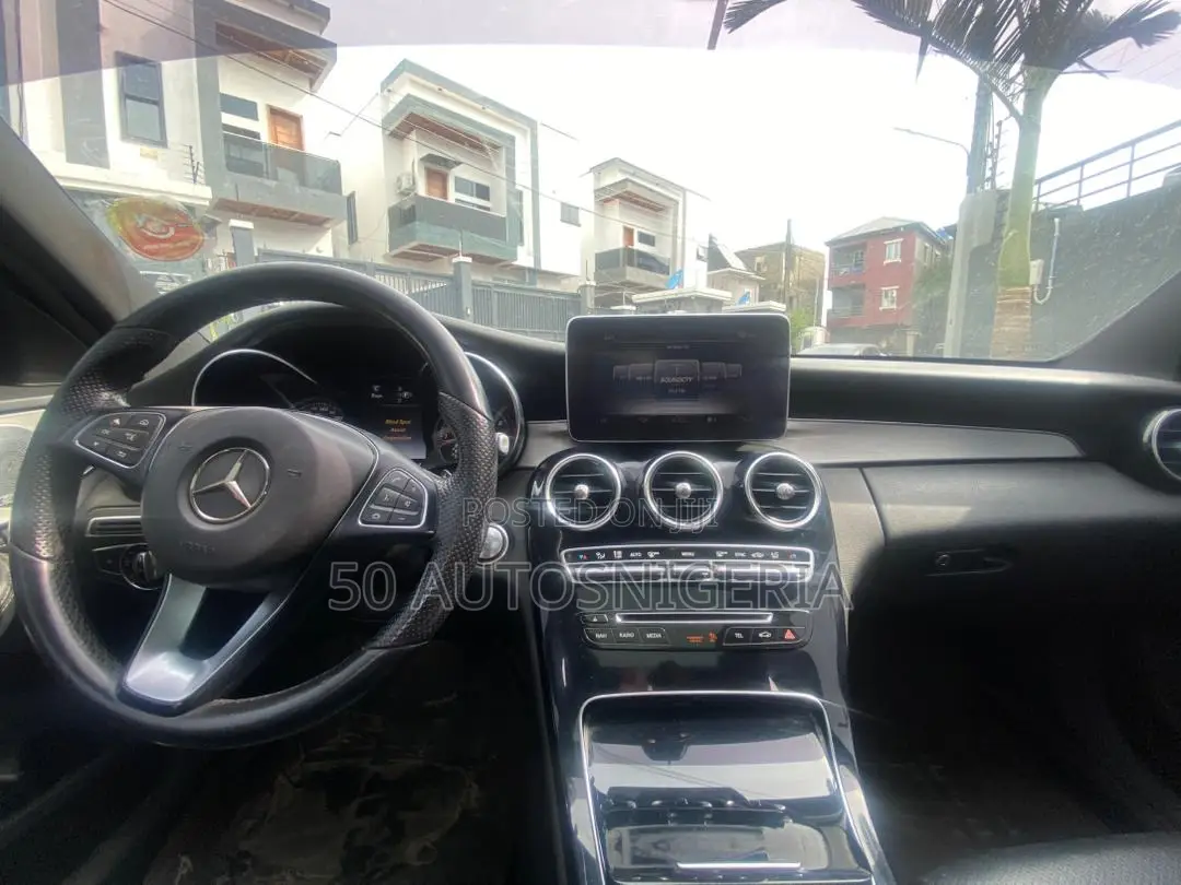 Mercedes-Benz C400 2014 Black