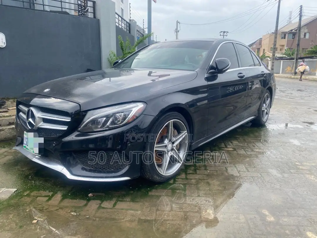 Mercedes-Benz C400 2014 Black