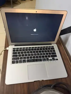 Laptop Apple MacBook Air 2015 8GB Intel Core i5 SSD 128GB