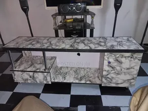 A Clean Tv Shelf, Just a Month Use. 4 Feets