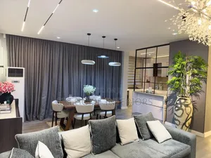 Brand New Luxury 2 BDRM Apartment