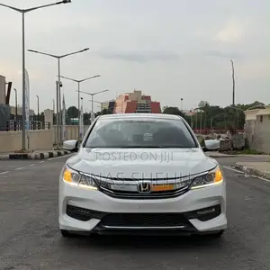 Honda Accord Sport 4dr Sedan FWD (2.4L 4cyl 2A) 2016 White