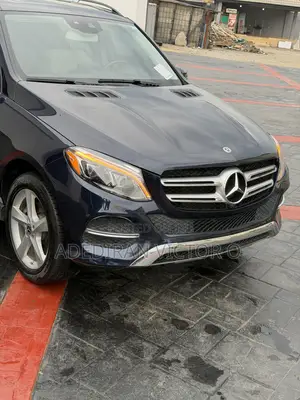 Mercedes-Benz GLE-Class GLE 350 2017 Blue