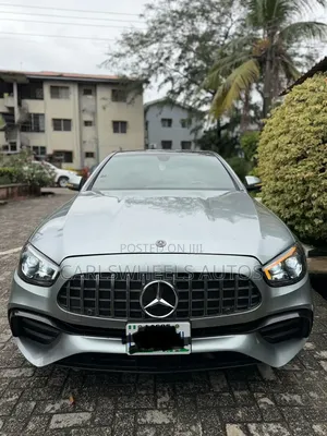 Mercedes-Benz E300 4Matic AWD Sedan (2.0L 4cyl 9A) 2017 Gray