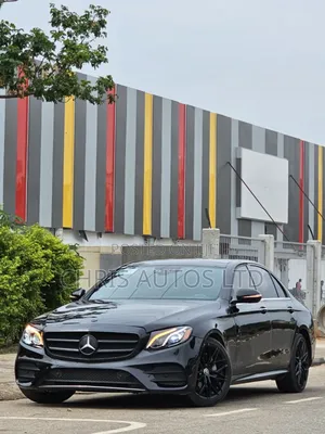 Mercedes-Benz E300 2018 Black