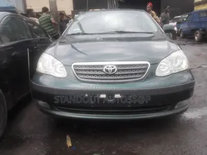 Toyota Corolla 2004 Green
