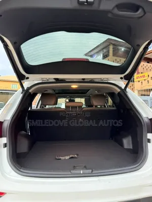 Hyundai Santa Fe 2017 White