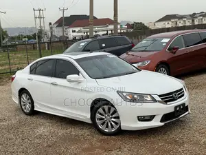 Honda Accord Sport 4dr Sedan FWD (2.4L 4cyl 2A) 2013 White