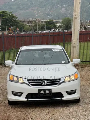 Honda Accord Sport 4dr Sedan FWD (2.4L 4cyl 2A) 2013 White