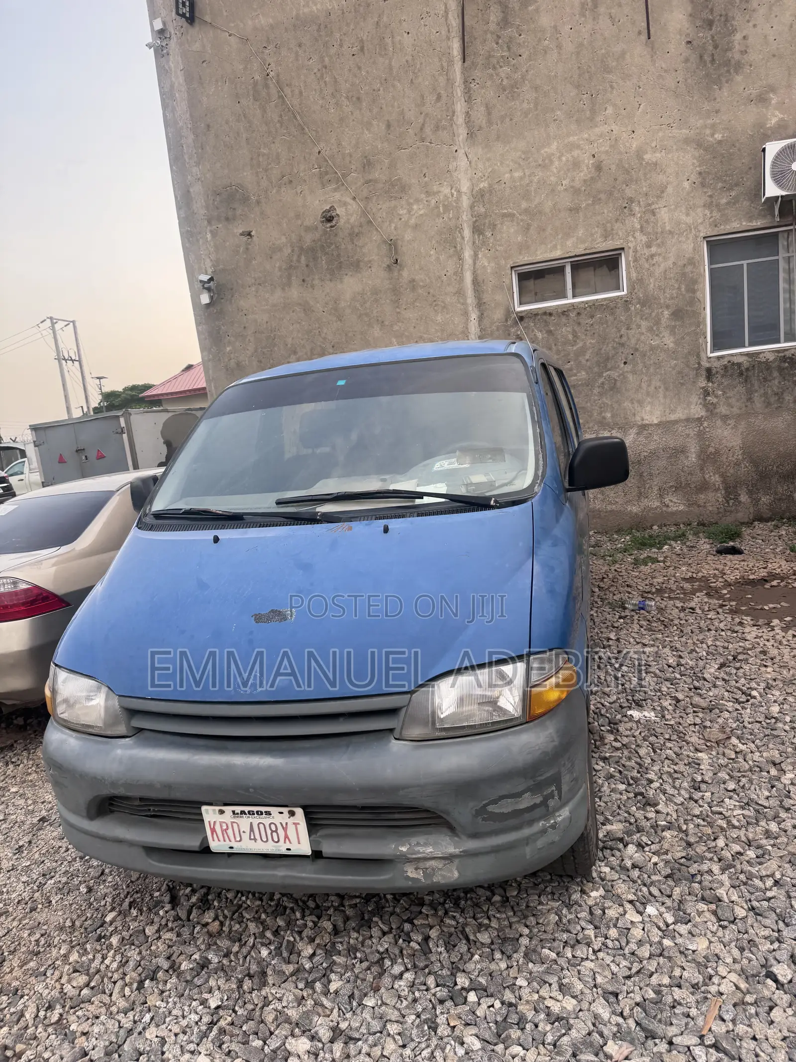Toyota HiAce 2005 Blue