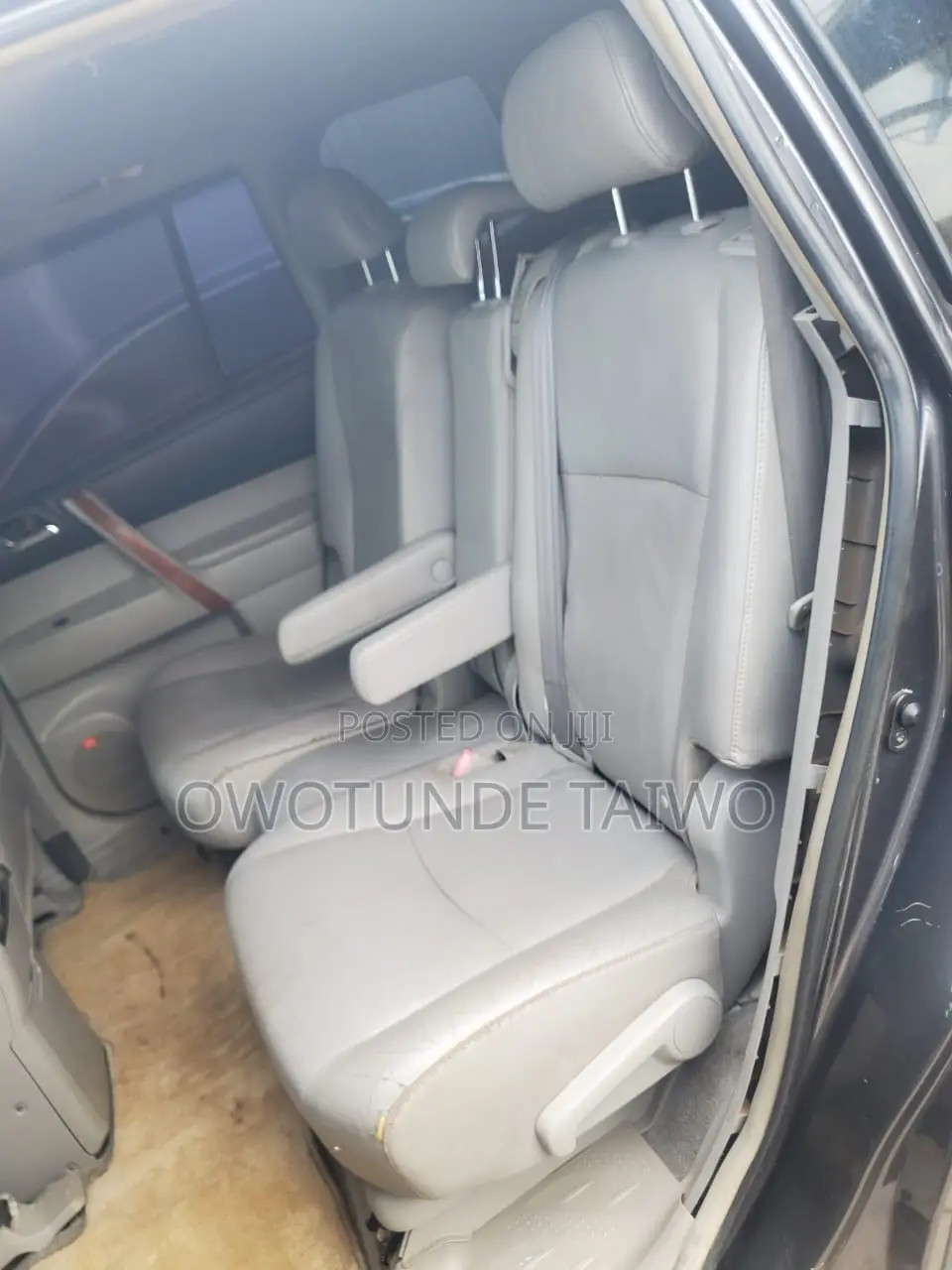 Toyota Highlander 2011 Gray