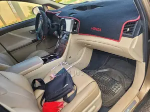 Toyota Venza 2010