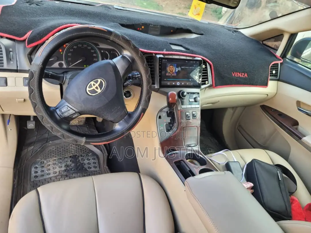 Toyota Venza 2010