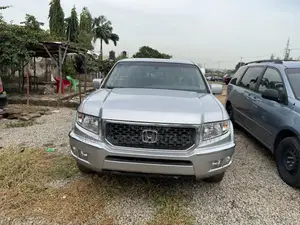 Honda Ridgeline RT 2011 Silver